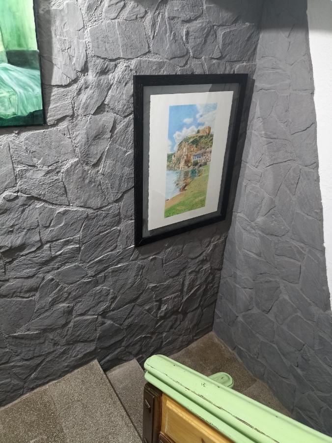 Apartamento A Los Pies Del Rio Ebro Miravet Bagian luar foto